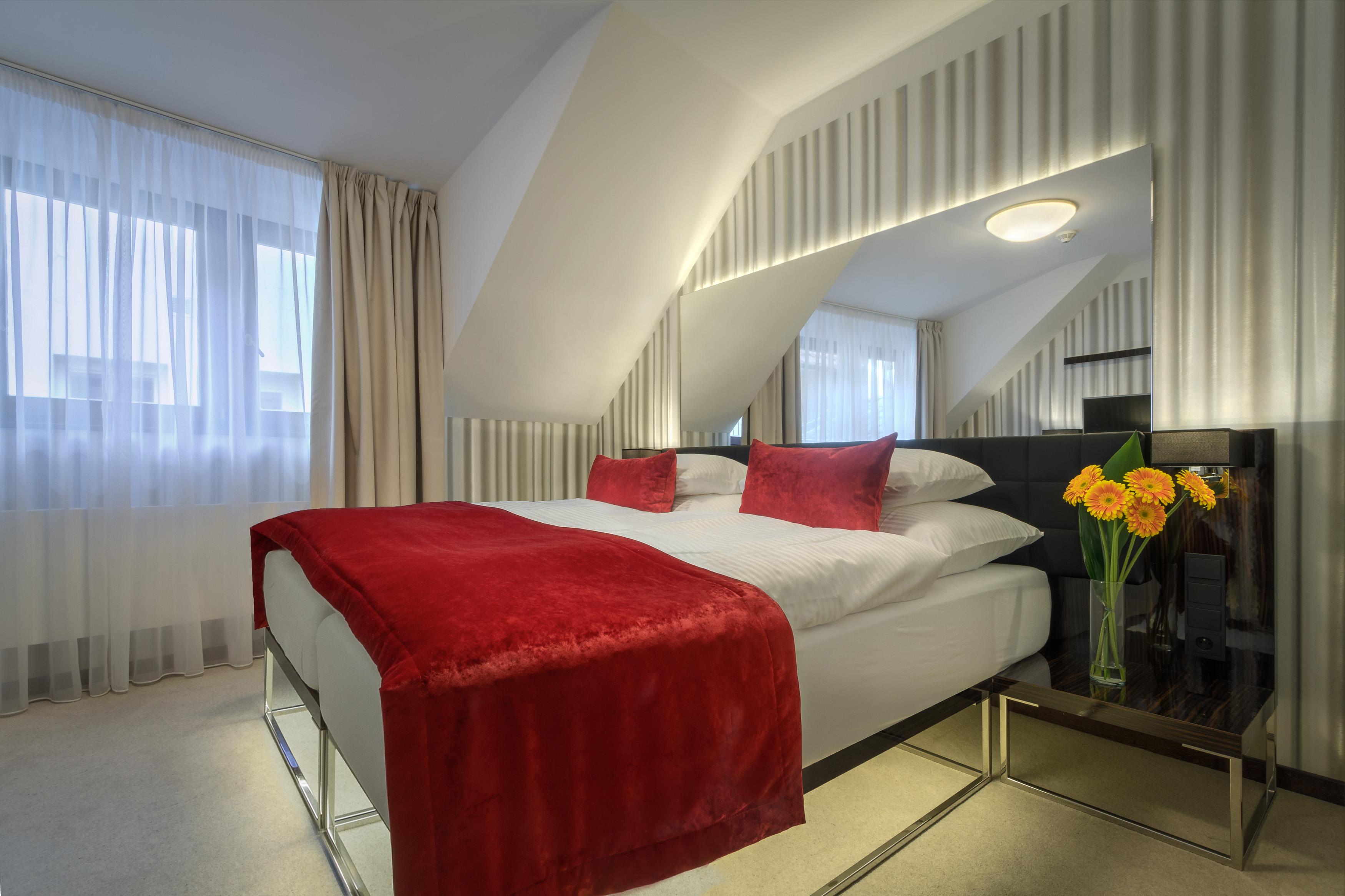Clementin Hotel 4*