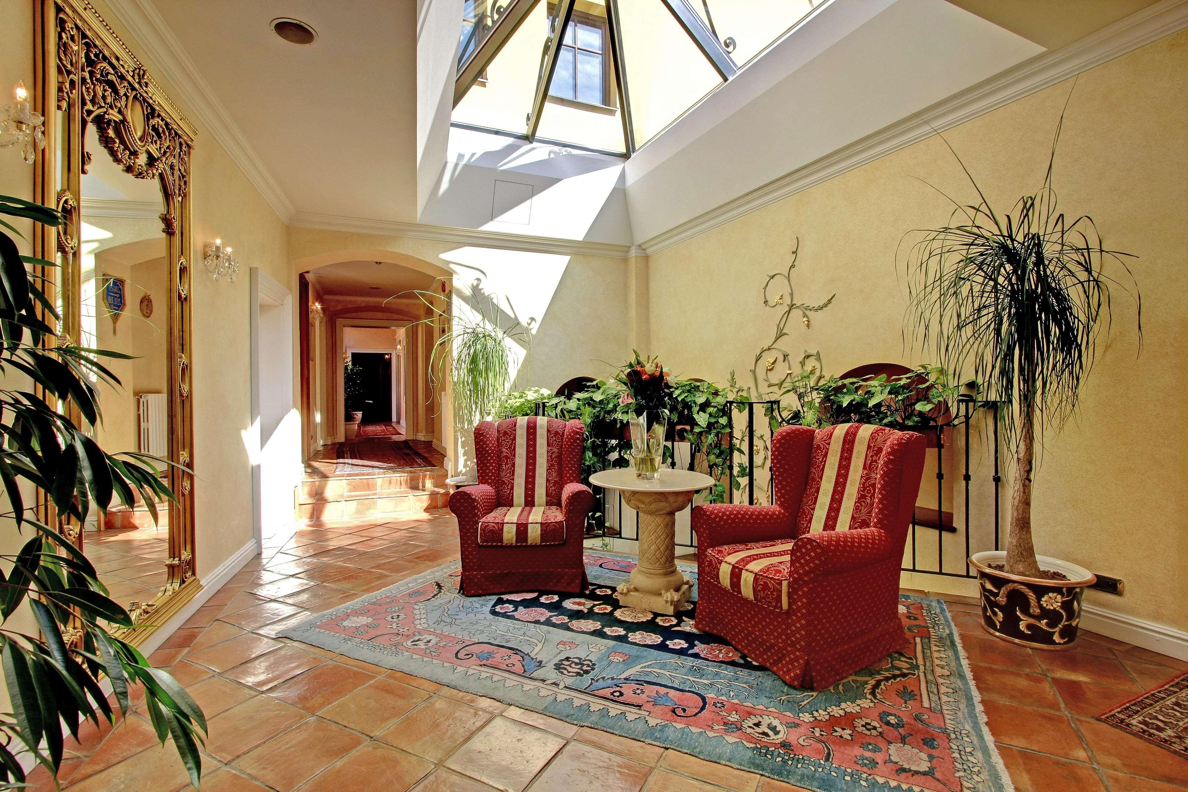 Alchymist Grand And - Preferred & 5*
