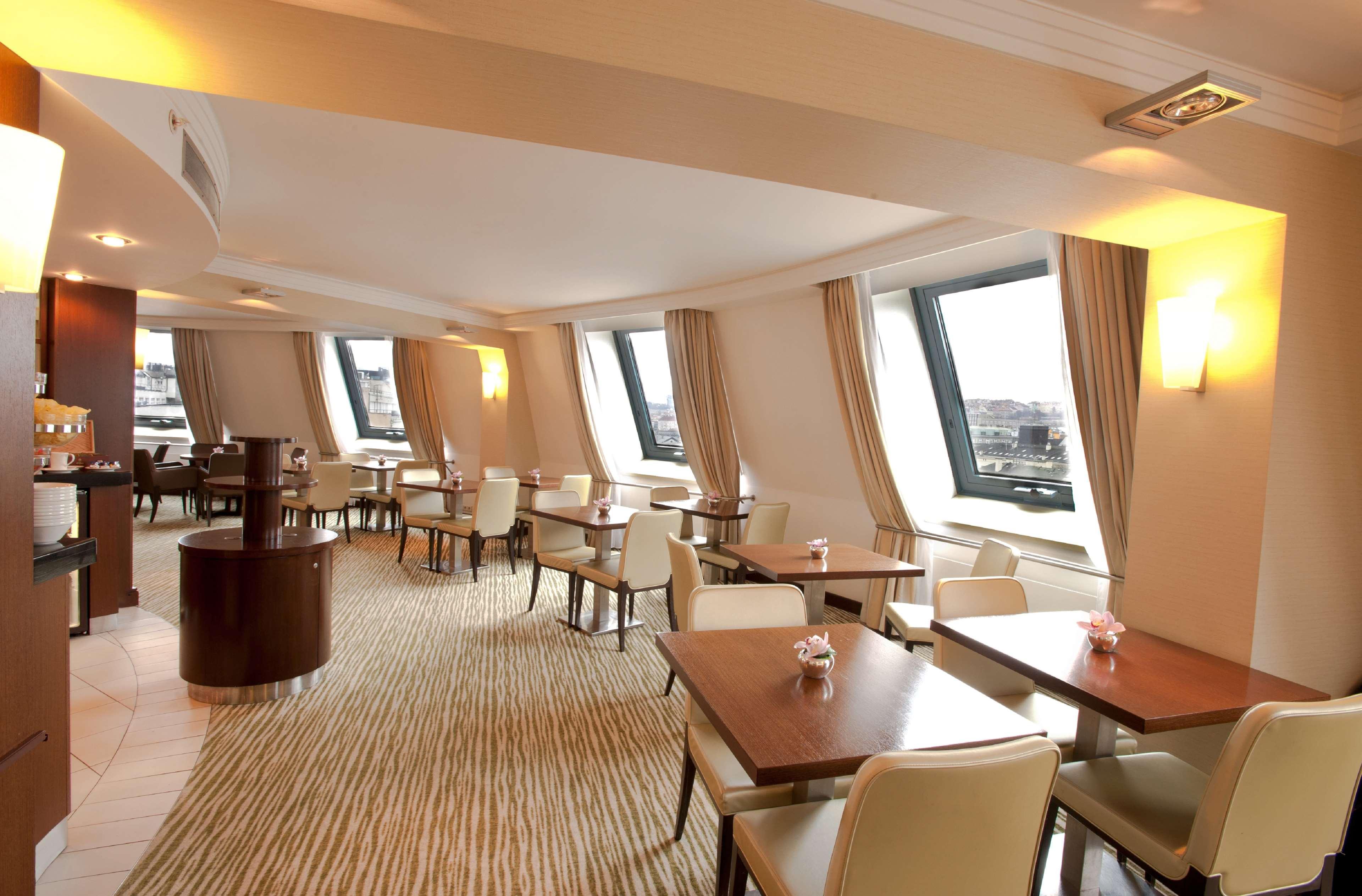 Hilton Old Town 5*