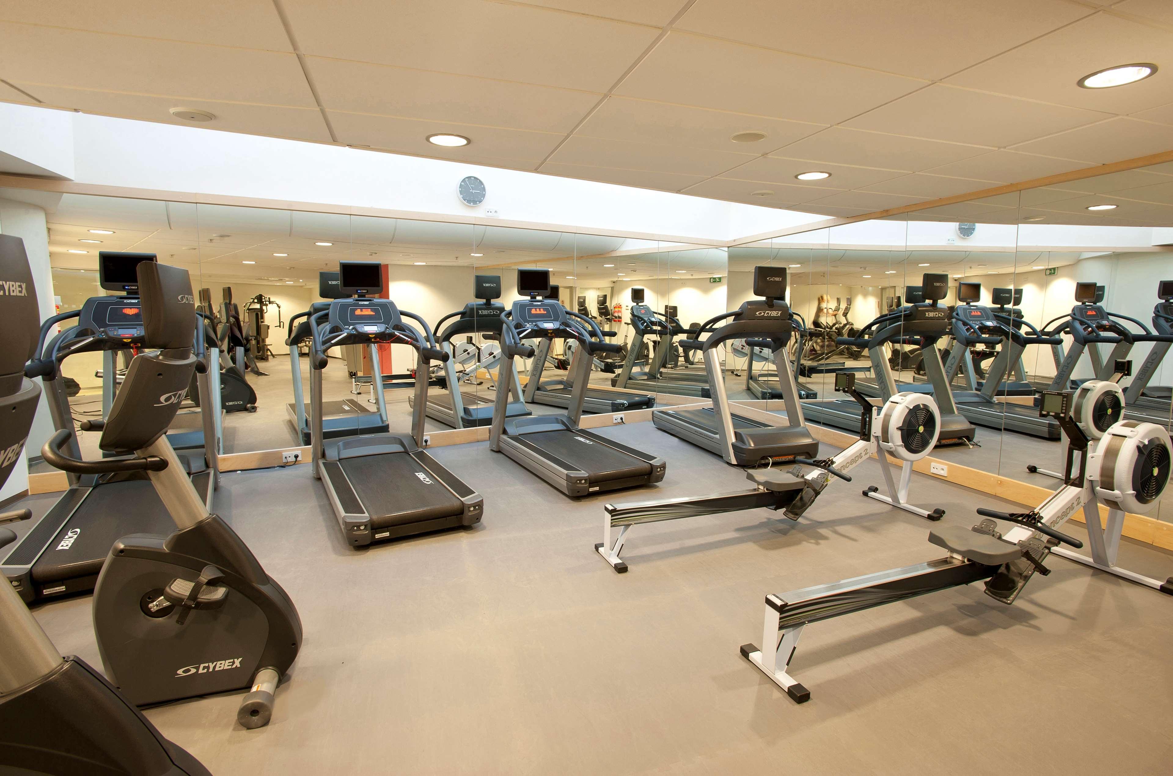 Hotel Hilton Old Town 5*