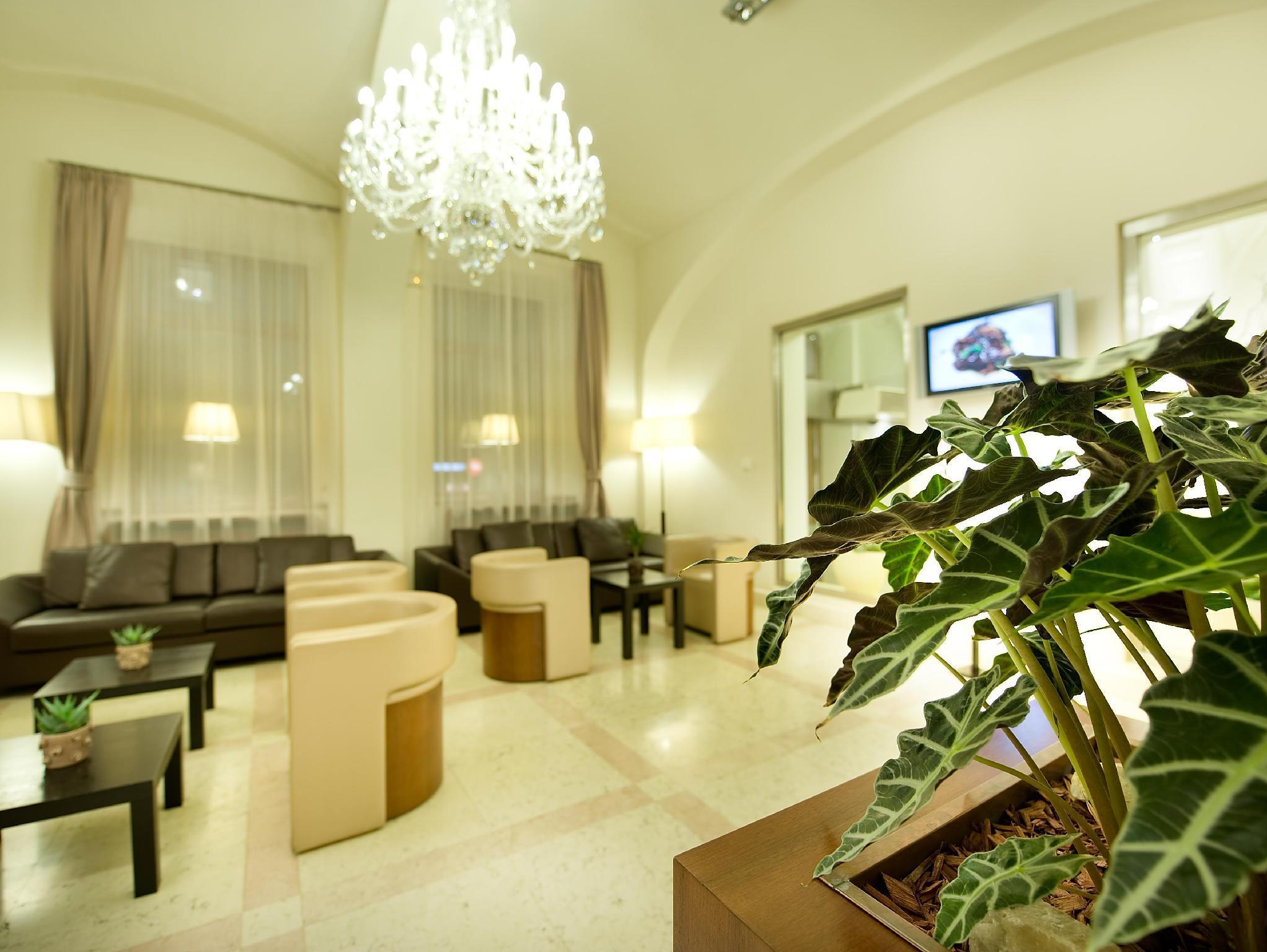 Hotel Maestro By Adrez 4*