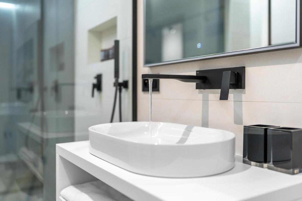 Port Karolina Luxury * Prague