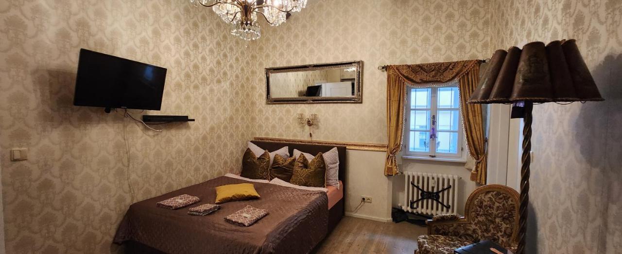 Apartment St. Terezie - Baroque Prague