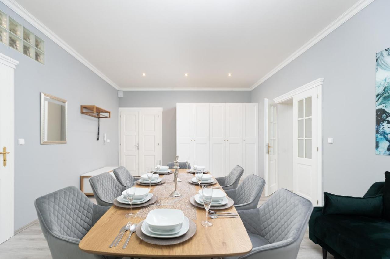 Apartamento Luxury 150m2 On Wencelas Square With Private Garage *