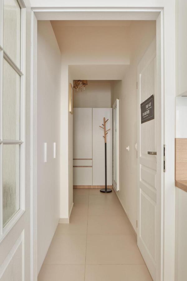Elegant Studio In New Town By Days Apartment Prag