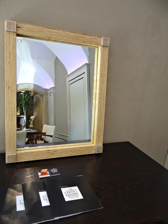 U Krize 3* Prague