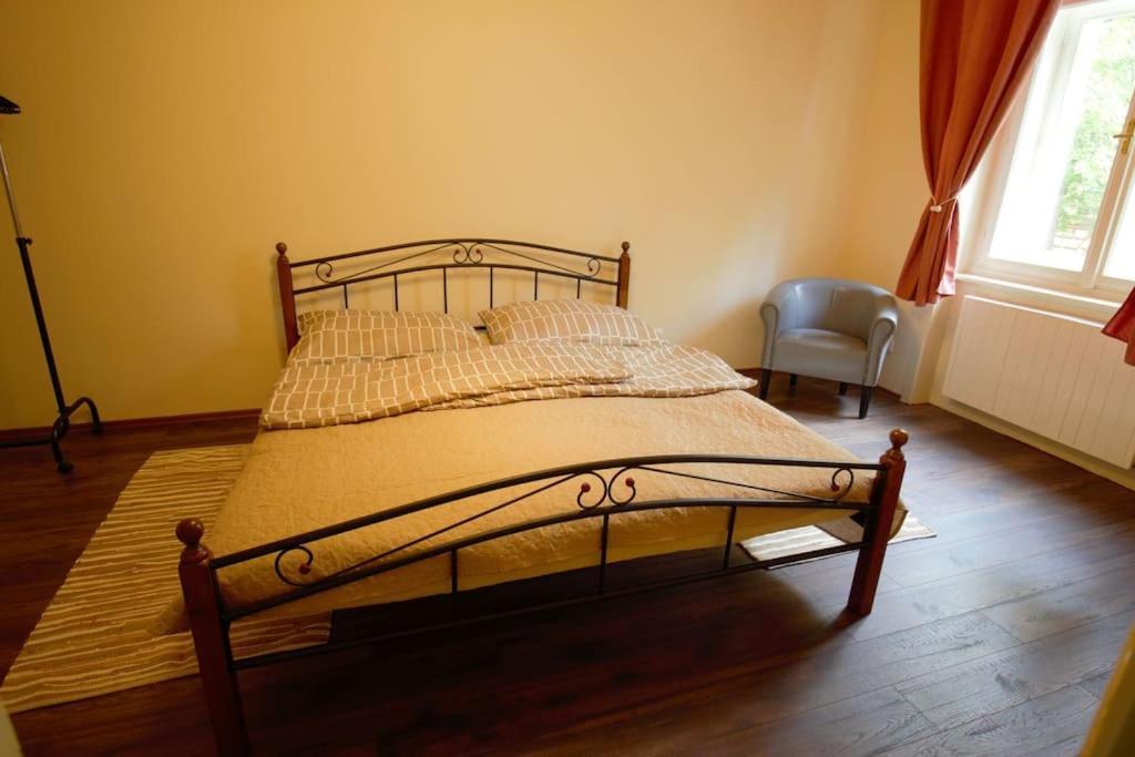 Apartment Comfort 2bedrooms Quite Place!-vinohrady Prag