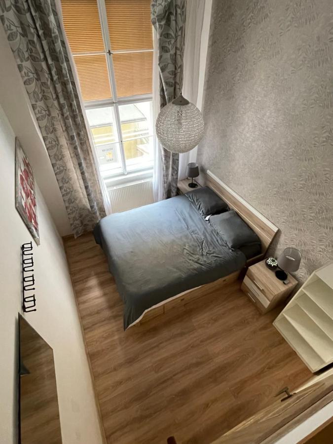 Wenceslas Square Two-floor Appartement