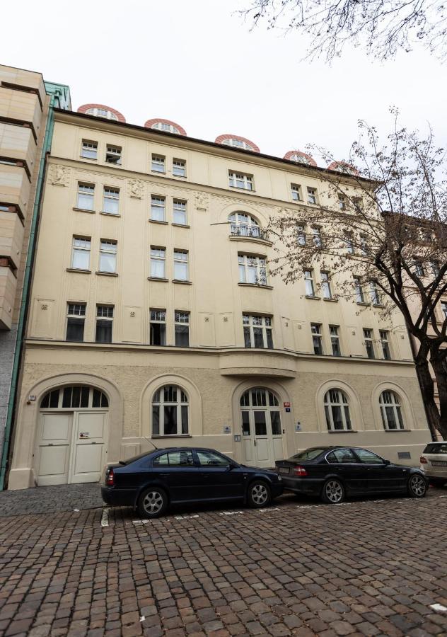 Hostel Capsule Andel Centre Spirit Prag