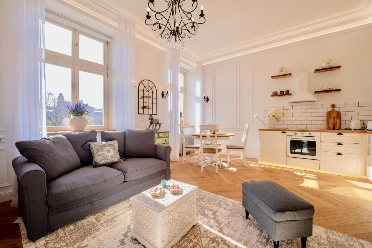 Apartment Charme De Provence In *