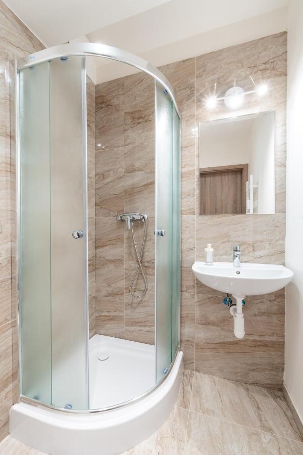 Appartement Brand New #28 In New Building With Free Parking In Center