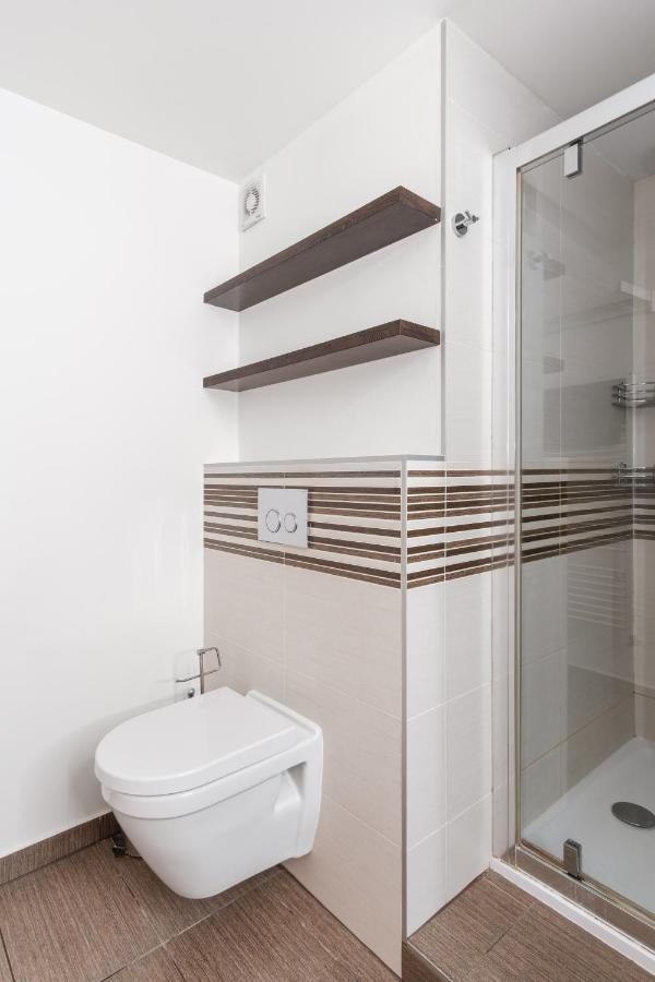 Apartment Attic Maisonette In Stresovice By Days Prague
