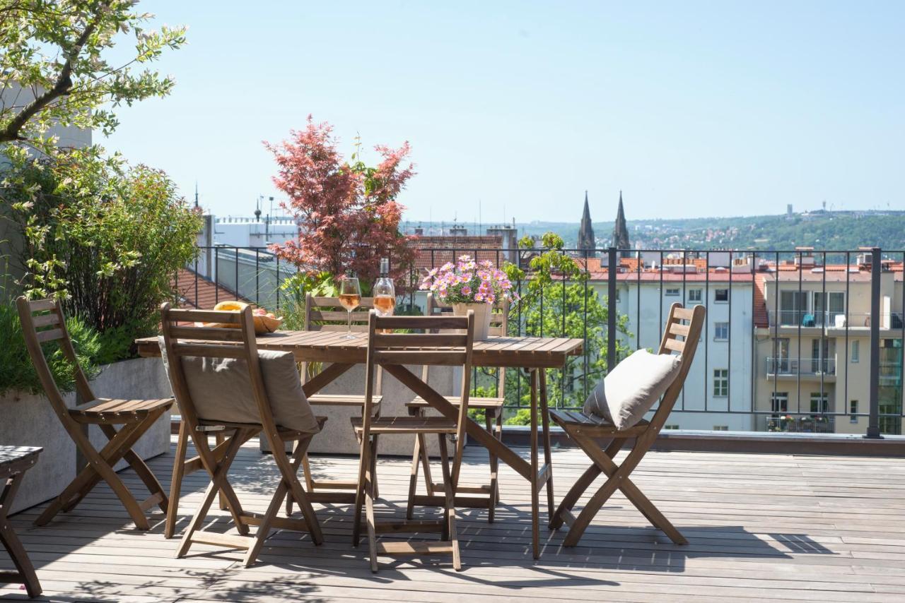 Luxury Penthouse Apartment *