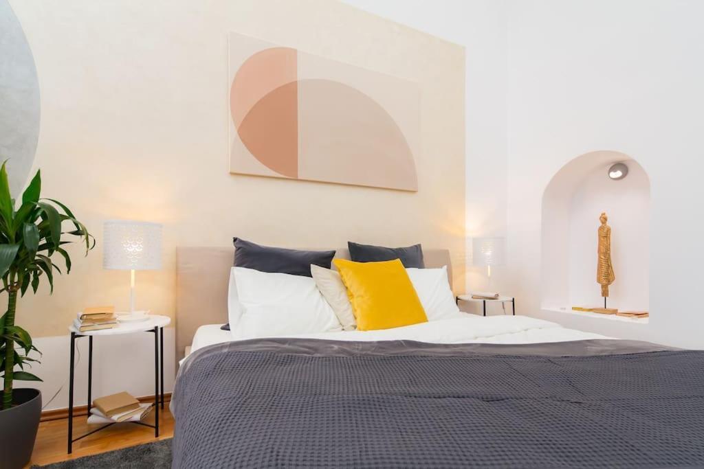 Lovely Historical In Mala Strana - N1st Appartement Prague