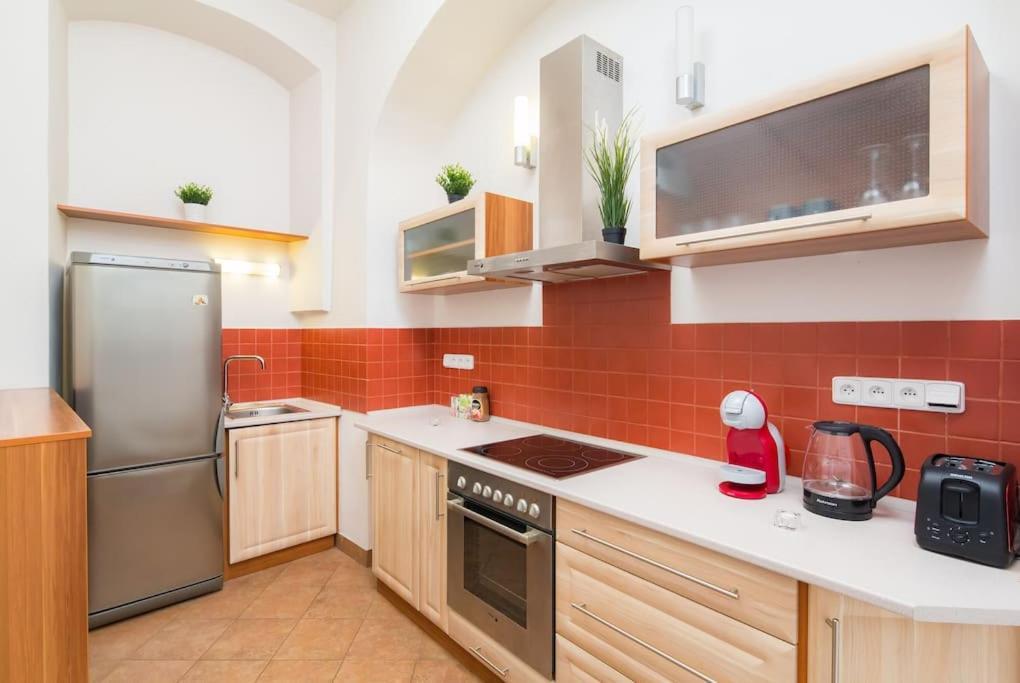 Lovely Historical In Mala Strana - N1st Appartement *