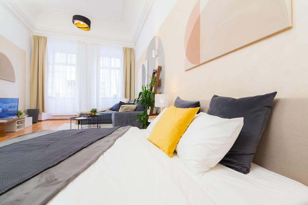 Lovely Historical In Mala Strana - N1st