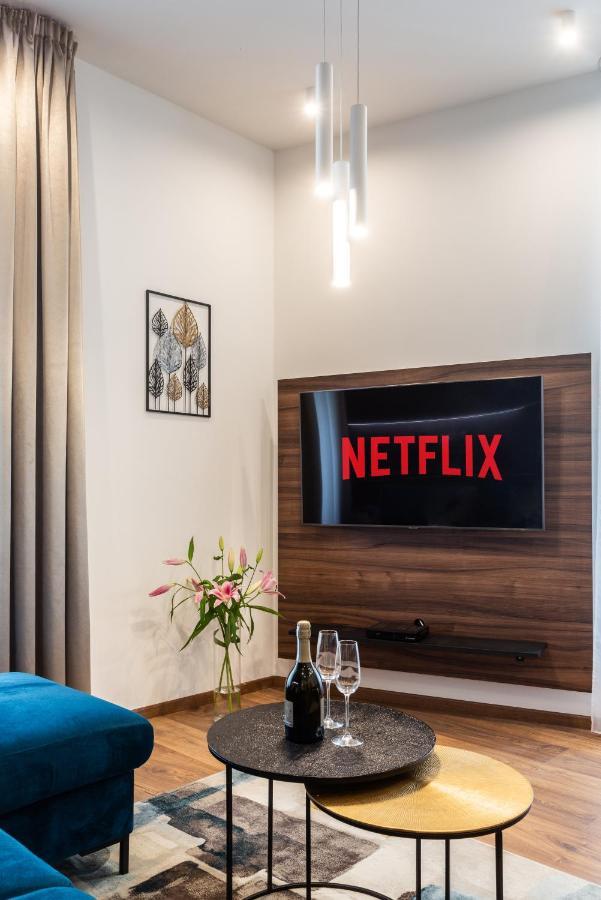 Luxury Kmochova Appartement Prague