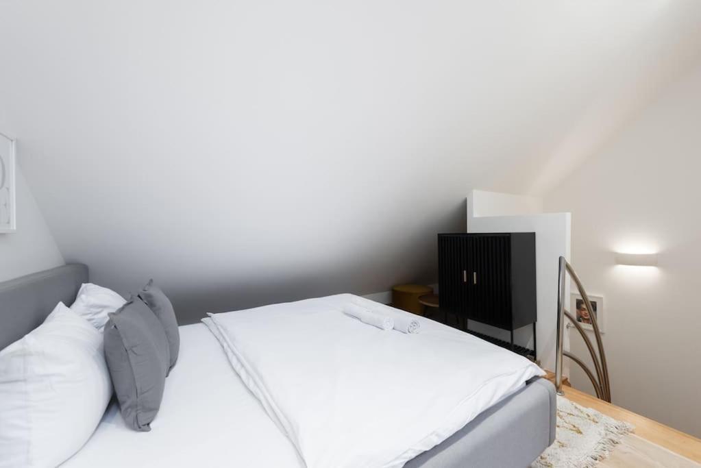 Apartment B.o.b. Klimentska Prag