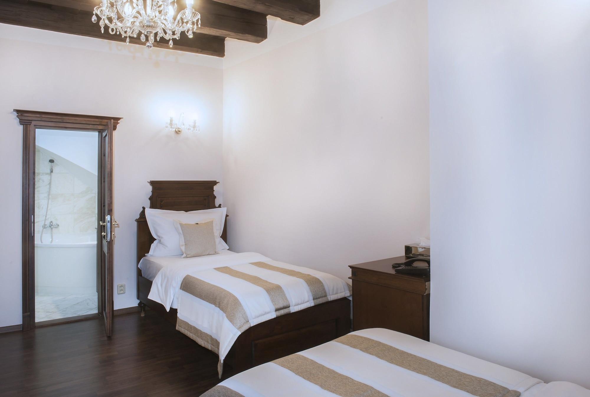 Hotel Grand