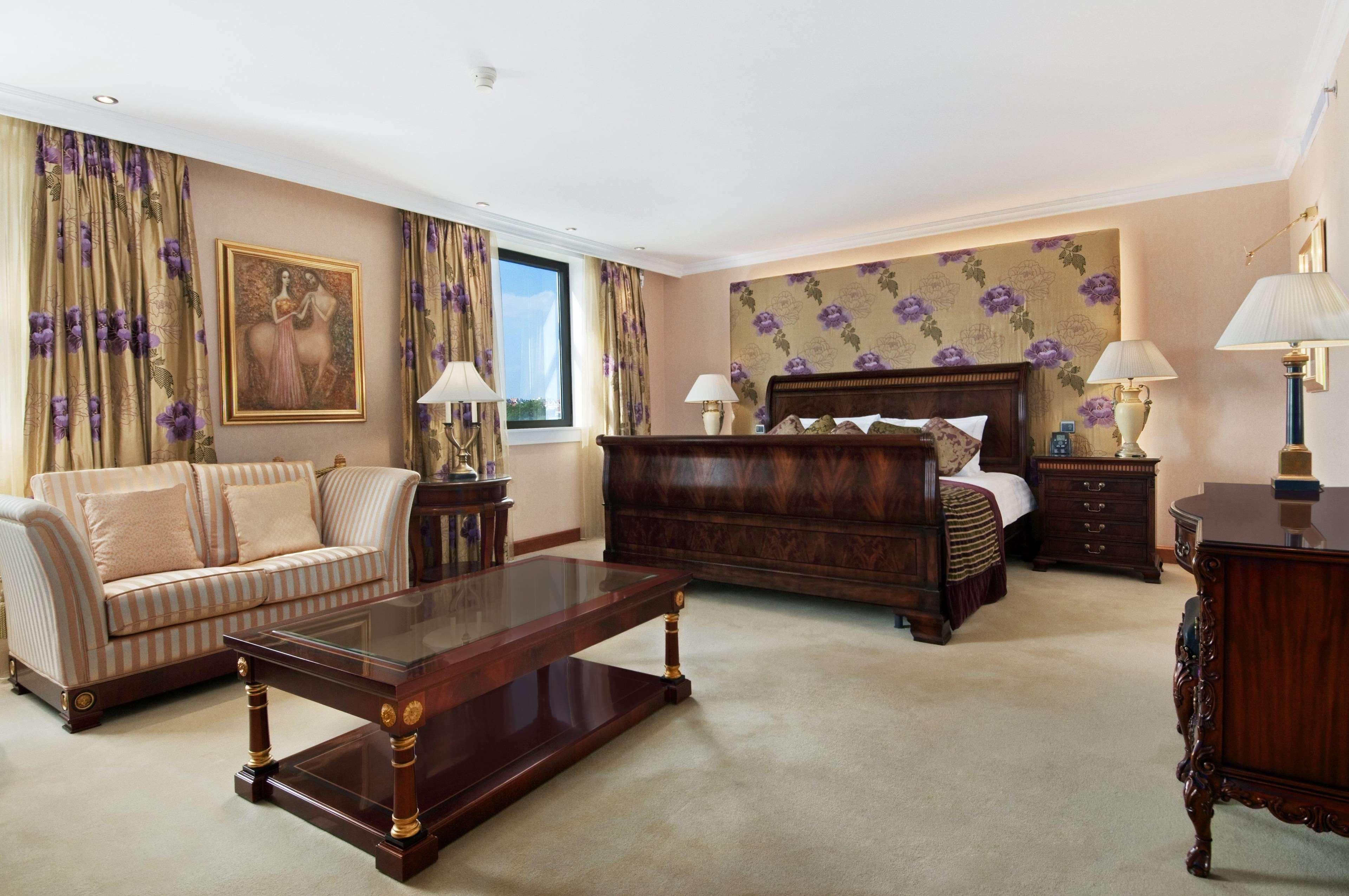 Hilton