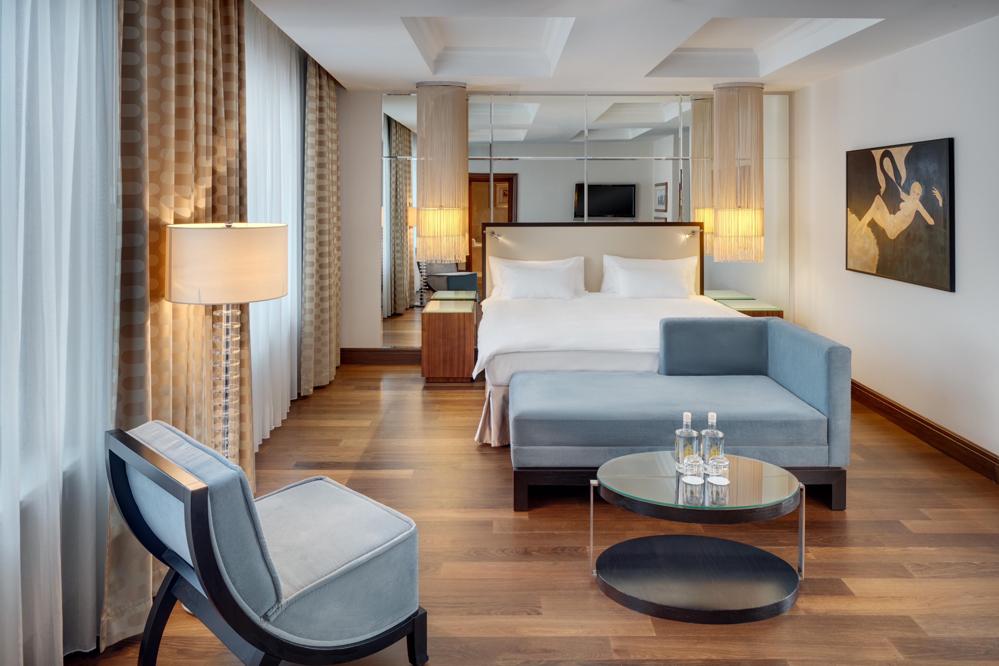 Almanac X Alcron Hotel Prague