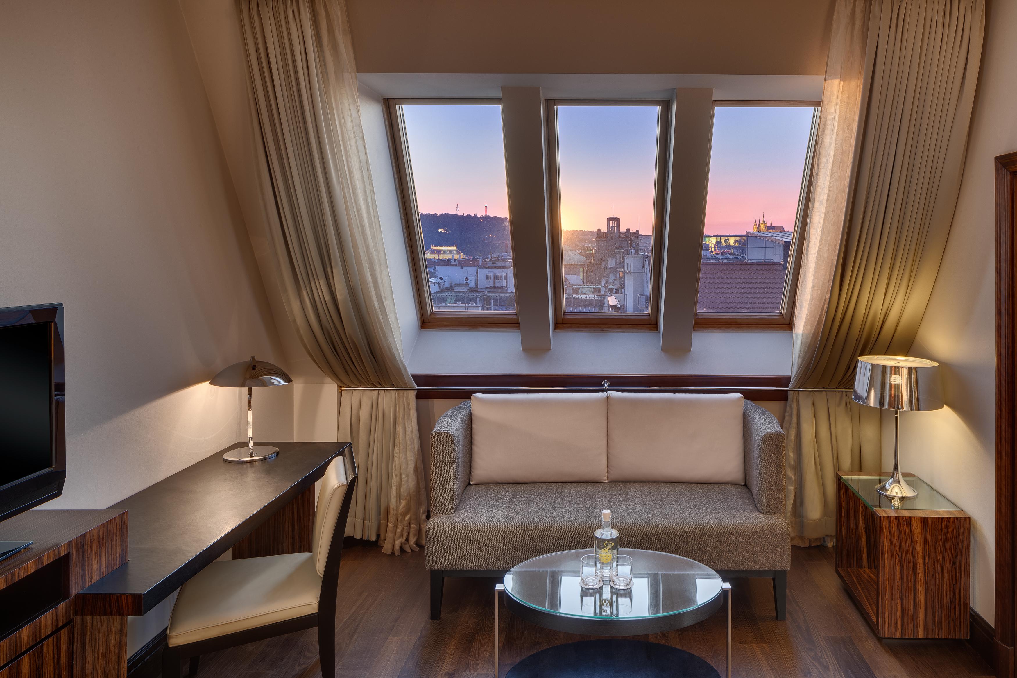 Almanac X Alcron Hotel Prague