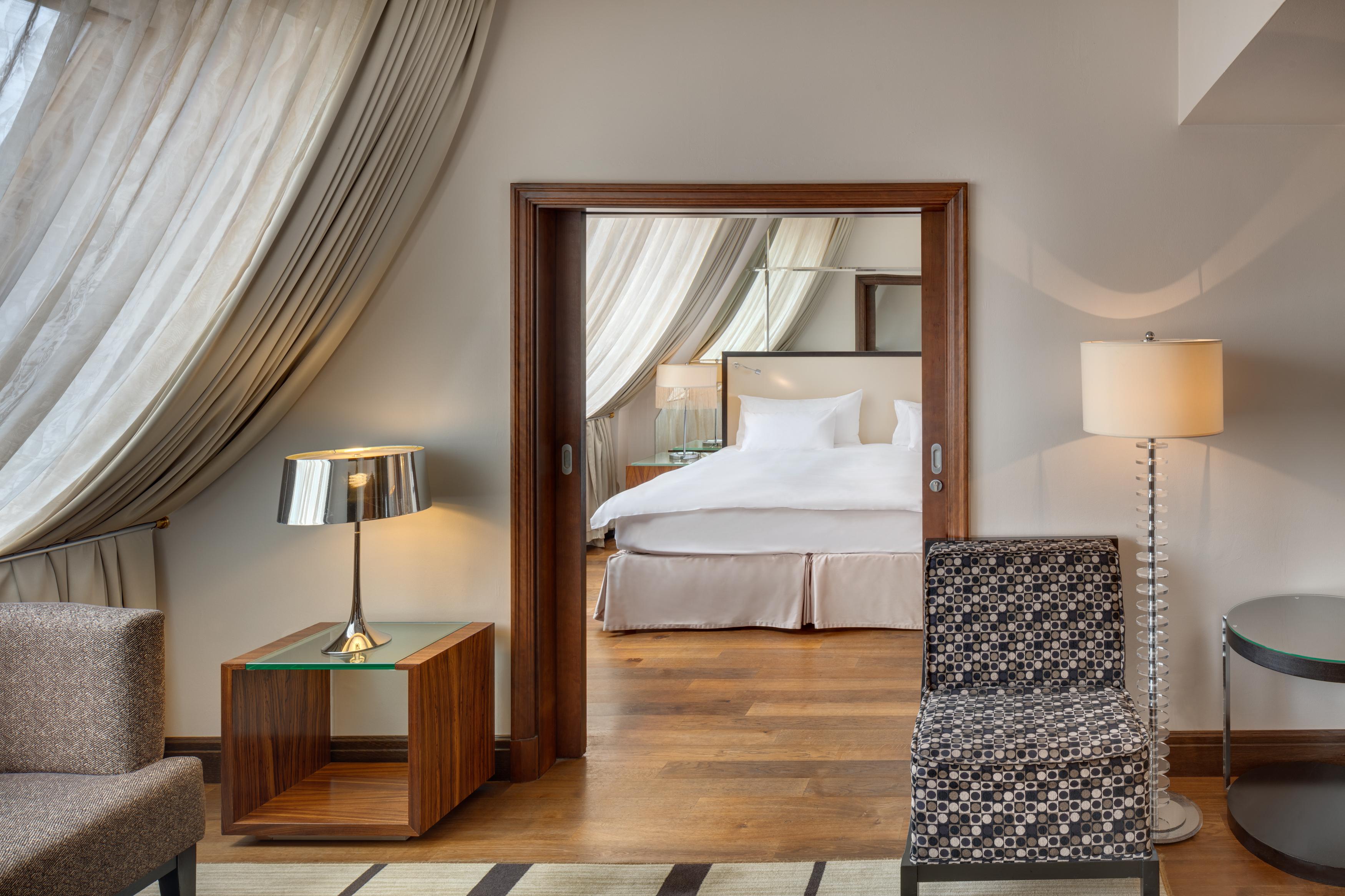 Hotel Almanac X Alcron 5*