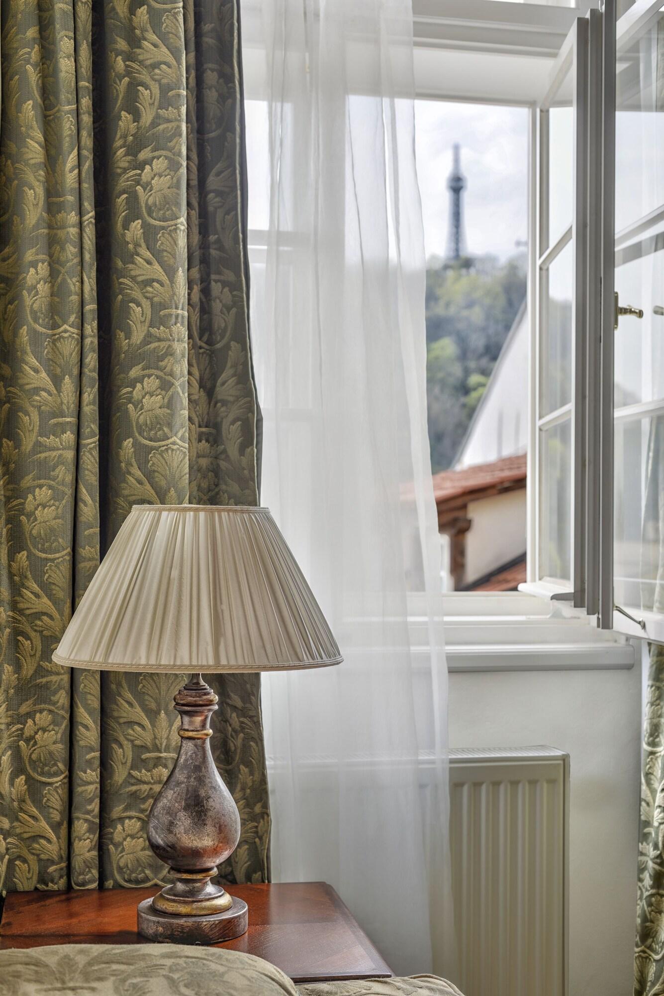 Bijou De Prag