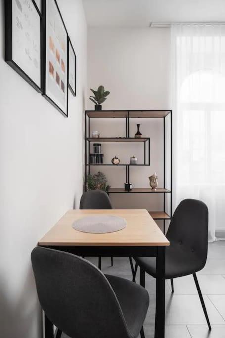 Helen Homestay Palmovka Apartamento Praga