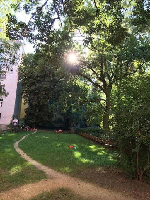 Apartment V Srdci Zizkova 3 Prag