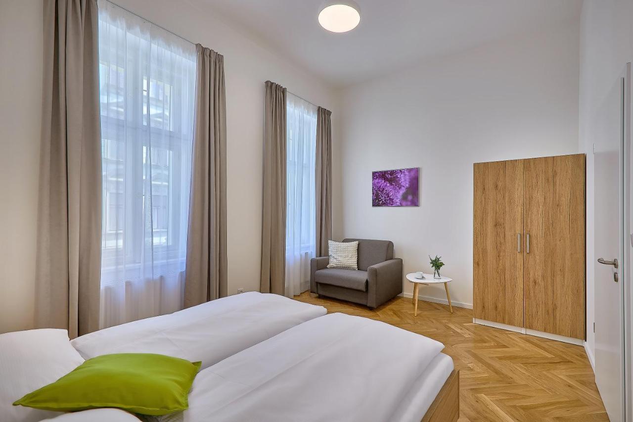 Downtown Rubesova Aparthotel Prague