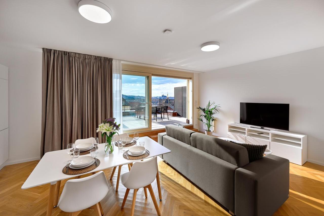Downtown Rubesova Aparthotel 4*