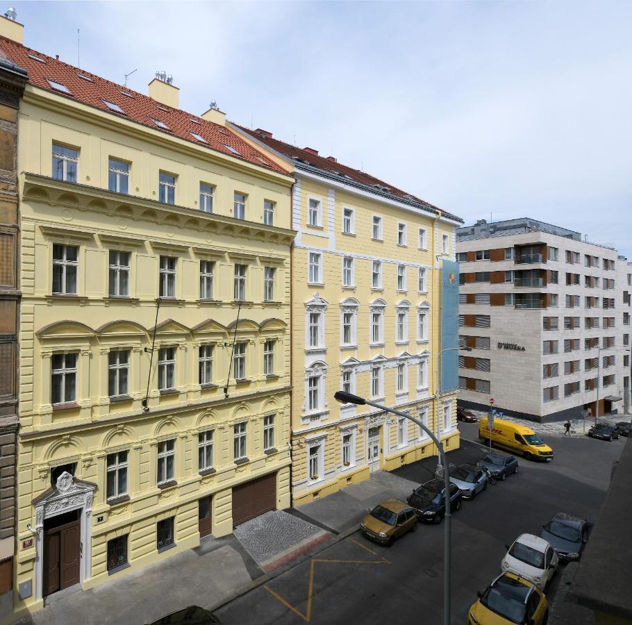 Downtown Rubesova Aparthotel