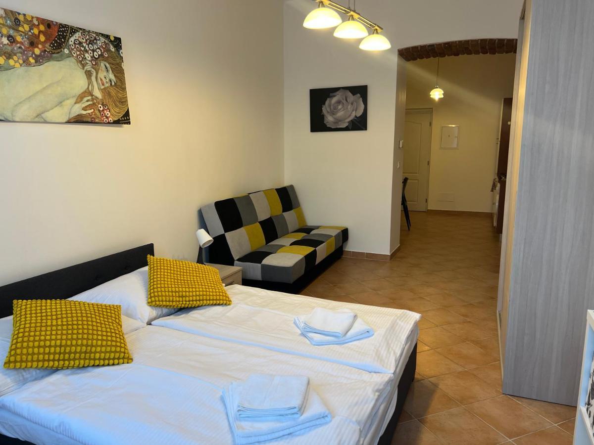 Ai Due Mondi Apartment Prag