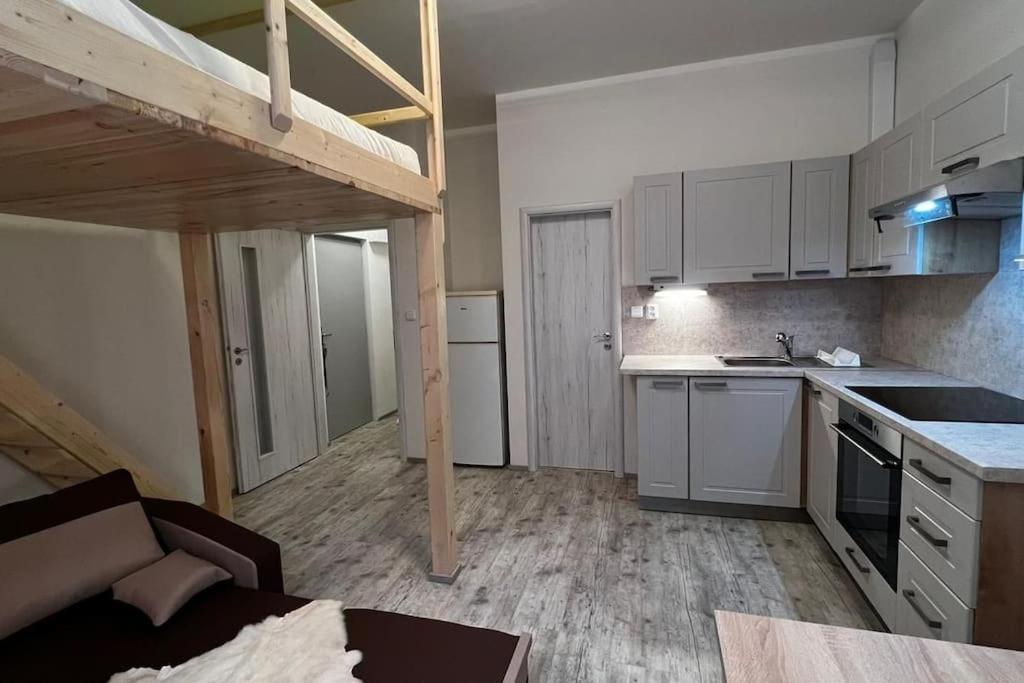 A Comfy In Apartment