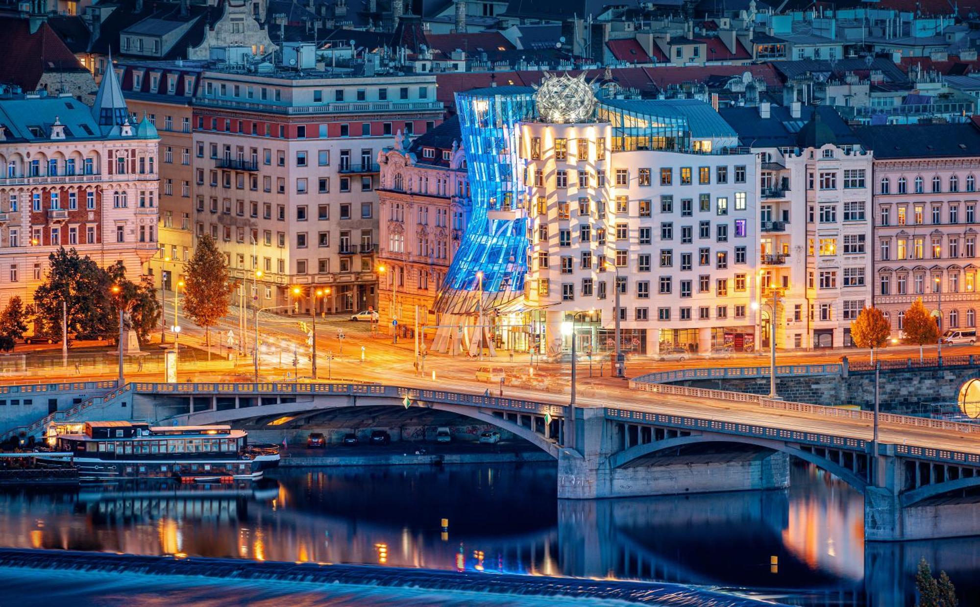 Dancing House - Tancici Dum Hotel Prague