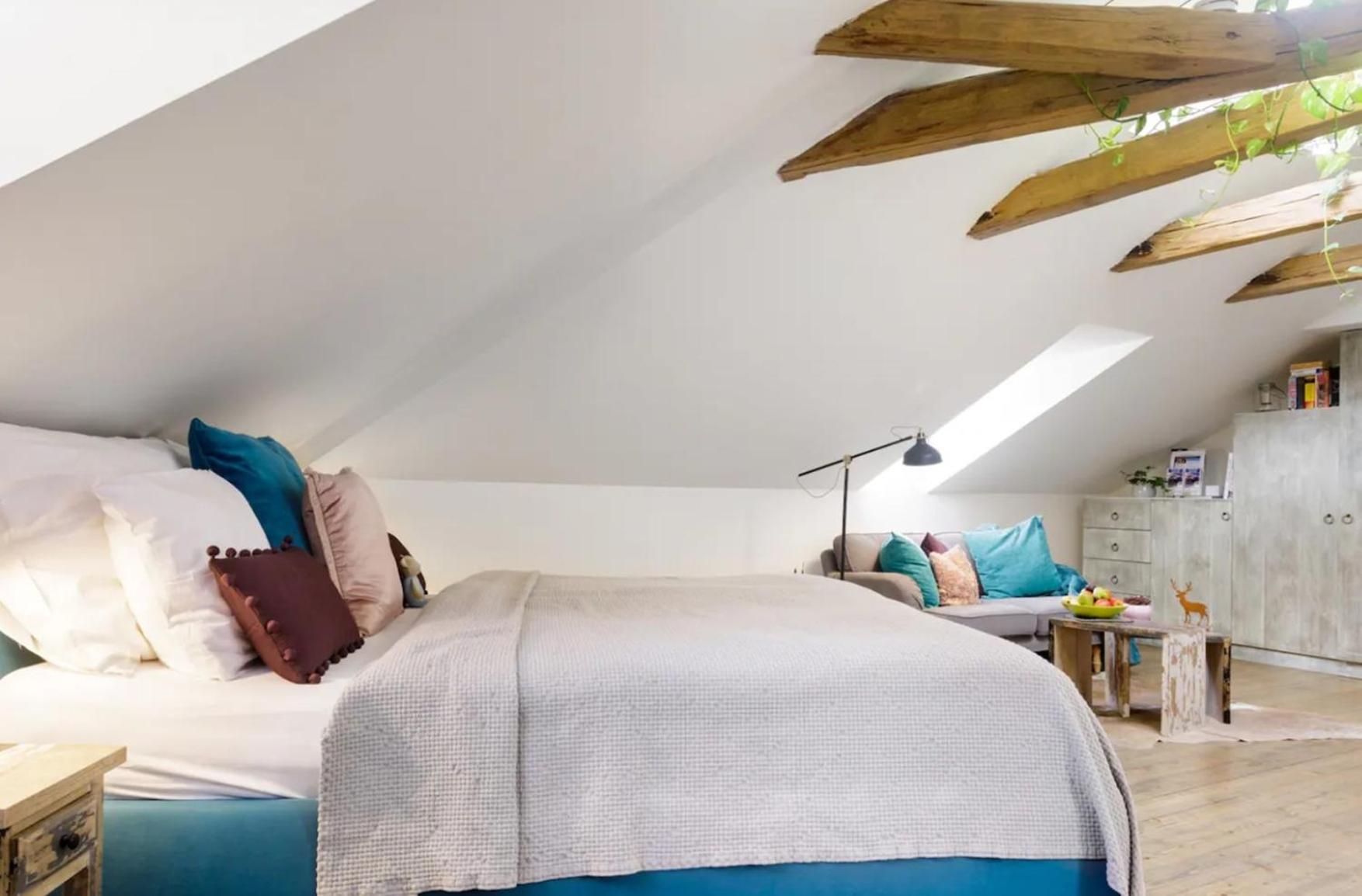 Romantic Bohemian In Old Town Apartment Prague