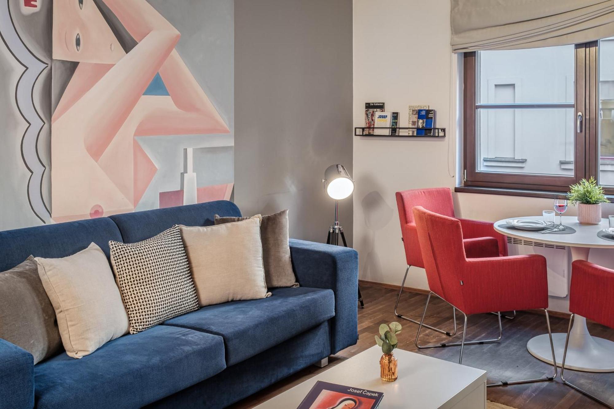 Apartment 4 Arts By Adrez *