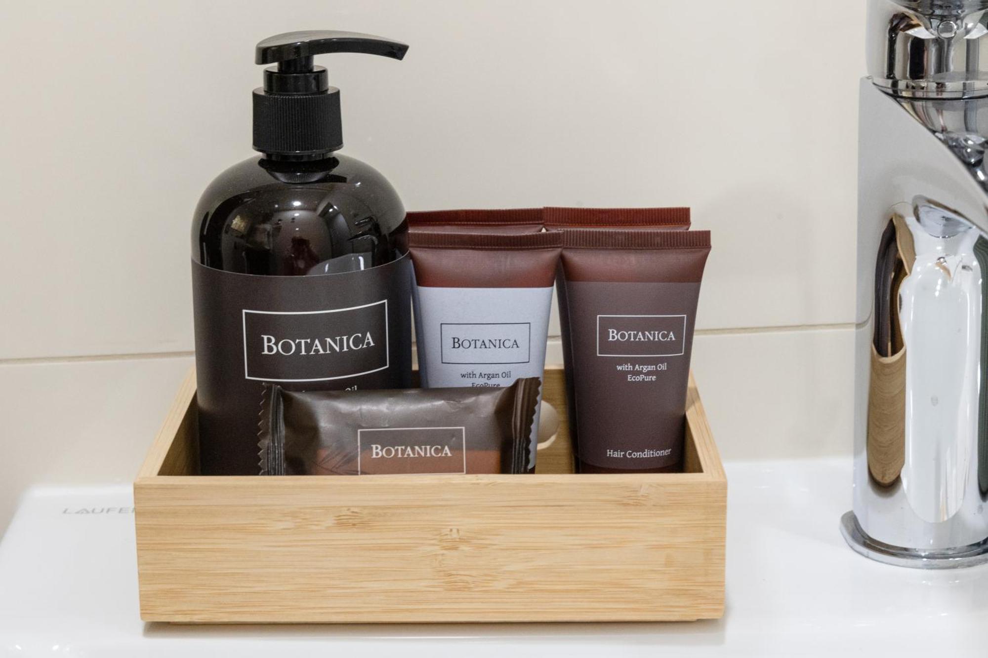 Romantic Bohemian In Old Town *