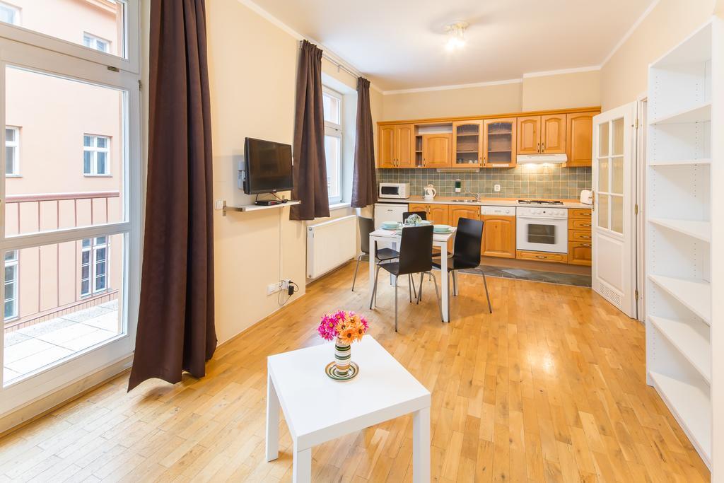 Apartment Picasso *