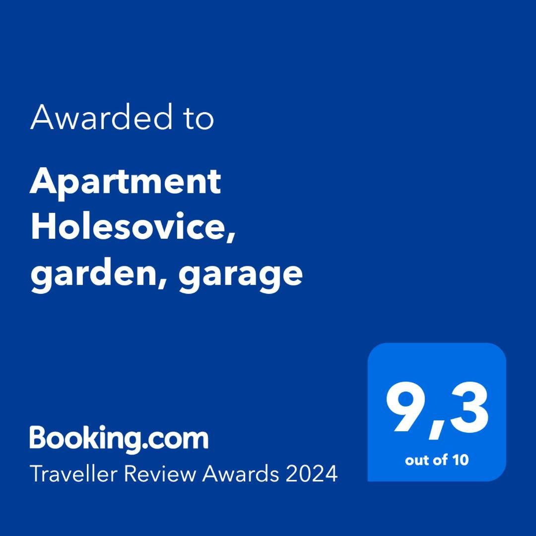 Apartment Holesovice, Garden, Garage *