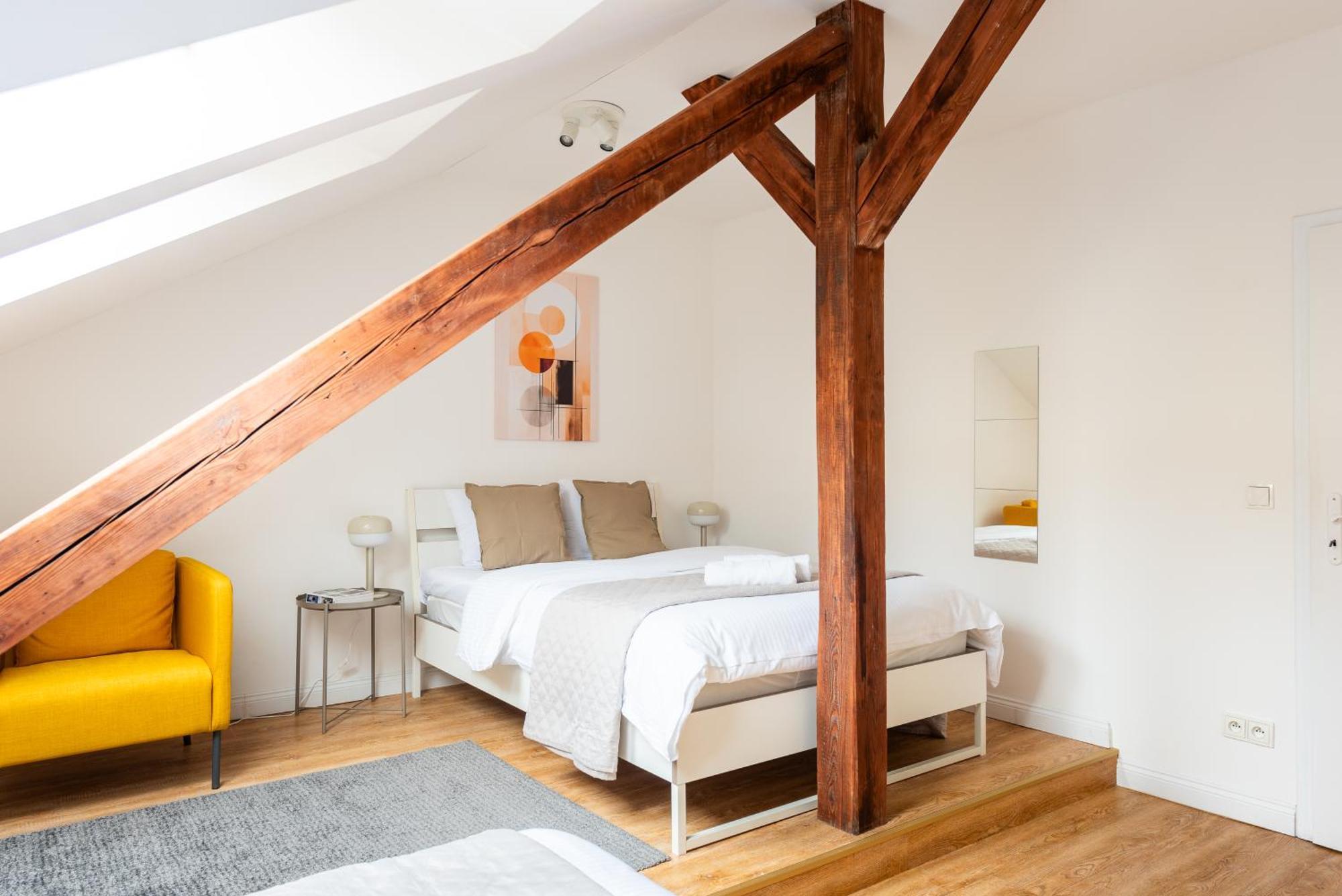 3-room With Beautiful View * Praga