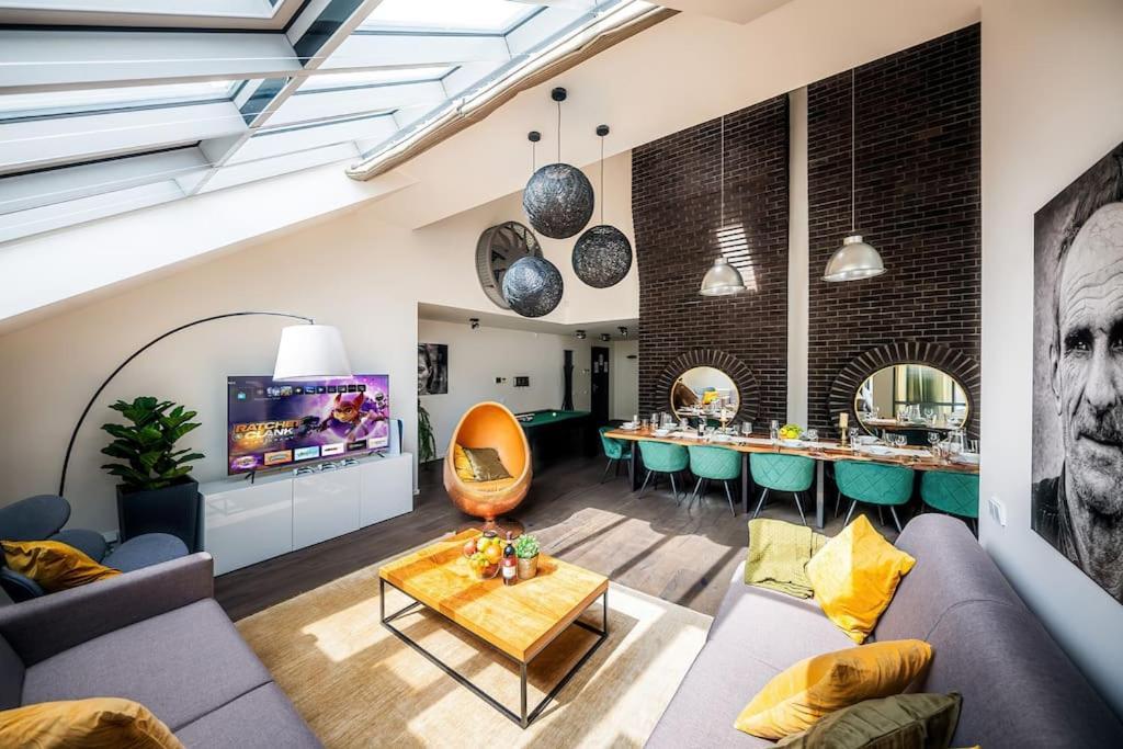 Appartement 5br+2bath Old Town Loft Luxe Brickhouse, A/c *