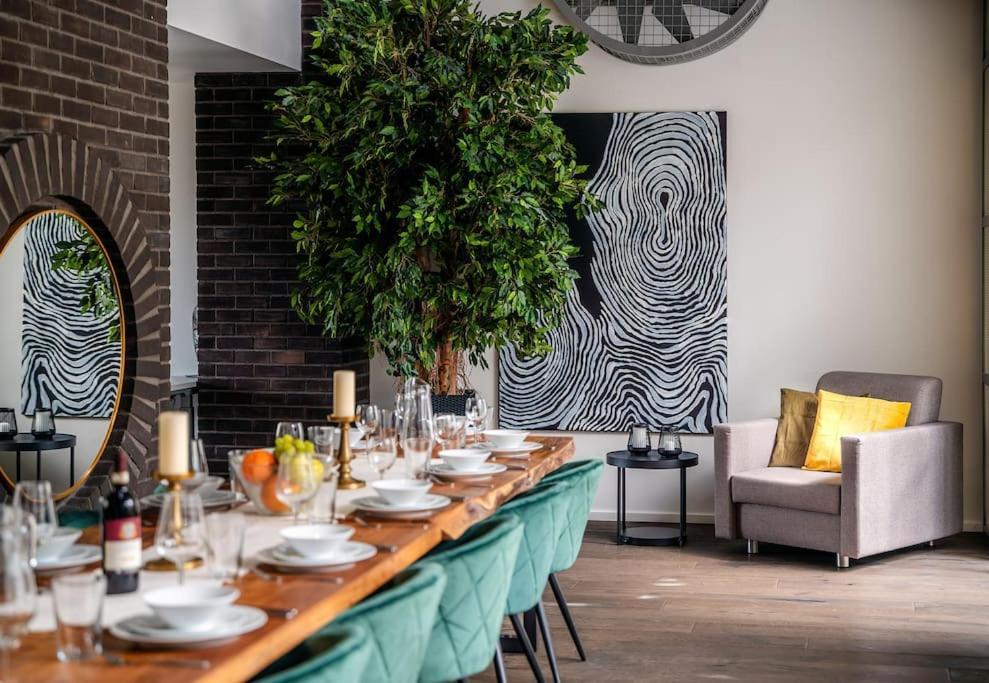 5br+2bath Old Town Loft Luxe Brickhouse, A/c Prague
