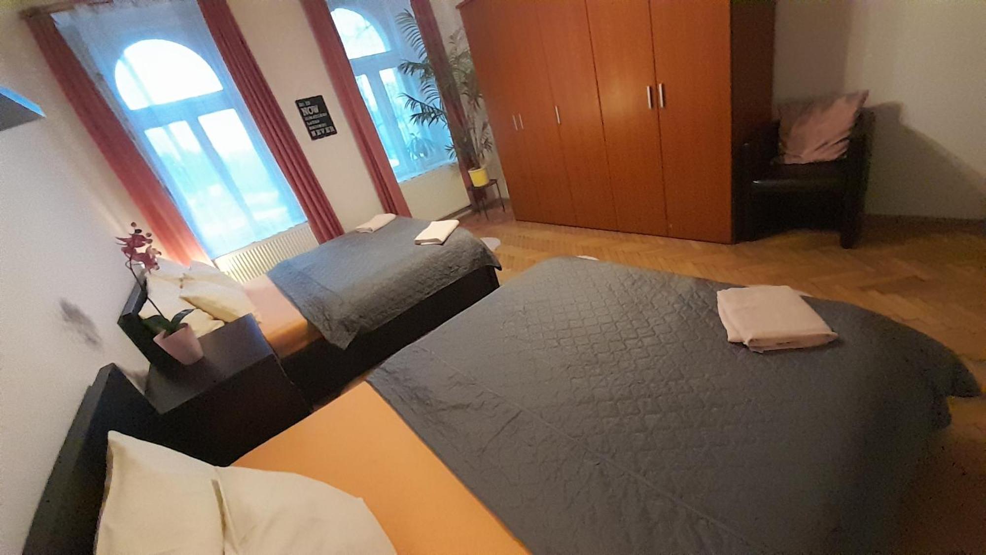 Family Flat 120m2, 2 Vinohrady Prag