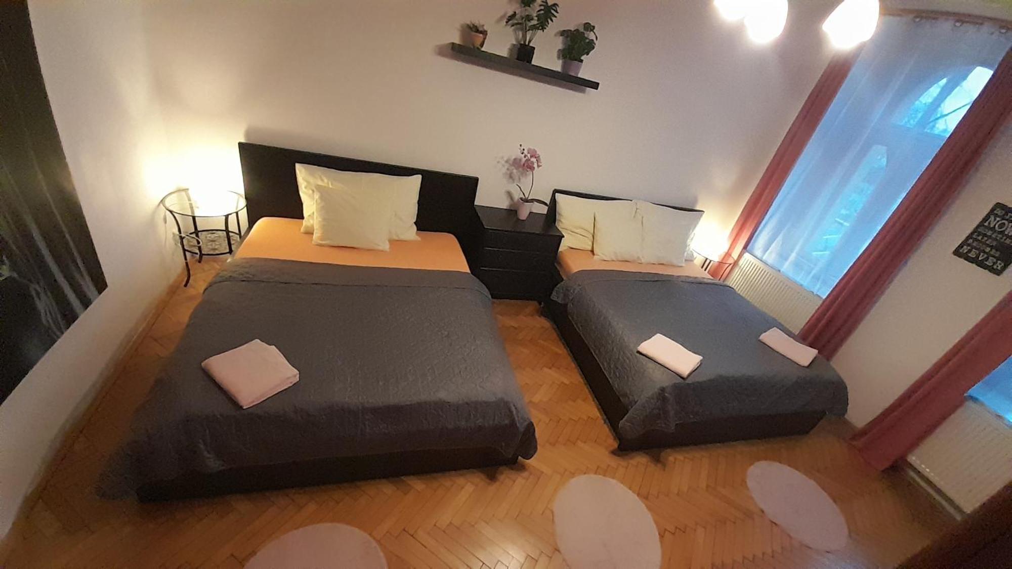 Family Flat 120m2, 2 Vinohrady *