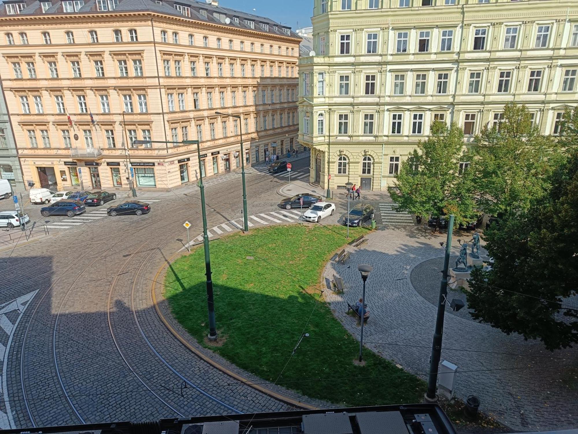 Zlata Vaha 3*