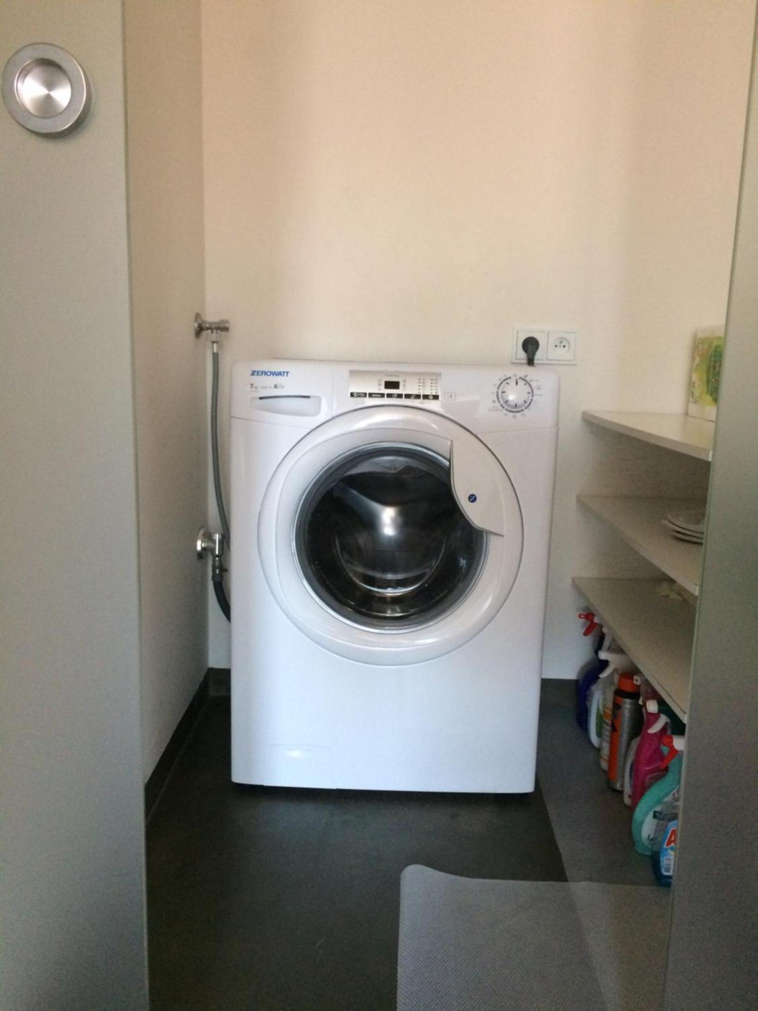 Jana's Apartment, Free Parking Apartment *