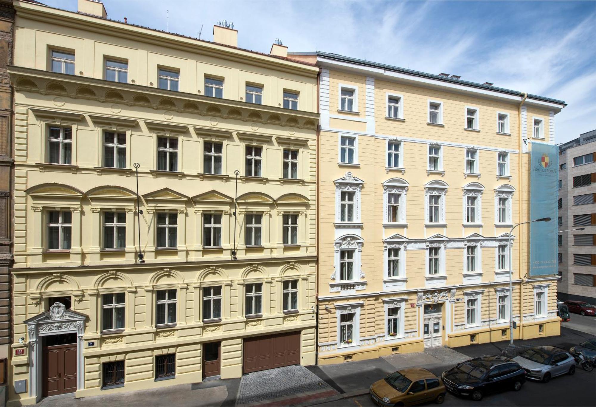 Aparthotel Downtown Rubesova 4*