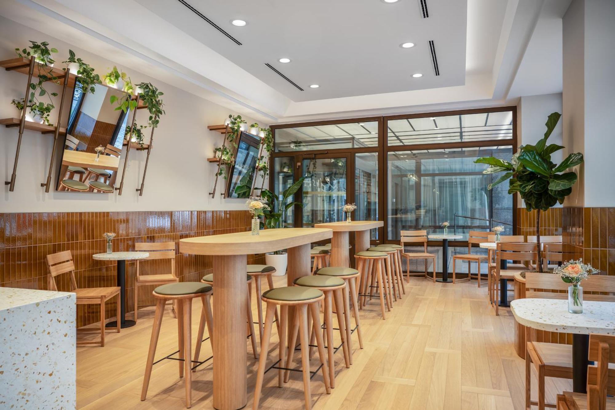 Almanac X Alcron Hotel